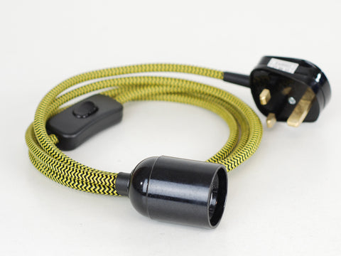 Plug-in Pendant | Round Fabric Cable | Chevron Black & Yellow - Vendimia Lighting Co.