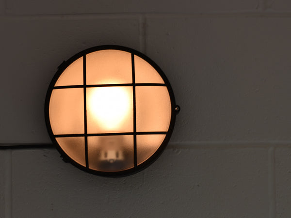 Wall Light | Round Bulkhead | Jet Black - Vendimia Lighting Co.