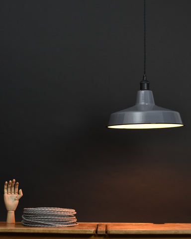 Ceiling Pendant | Industrial | Dark Grey - Vendimia Lighting Co.