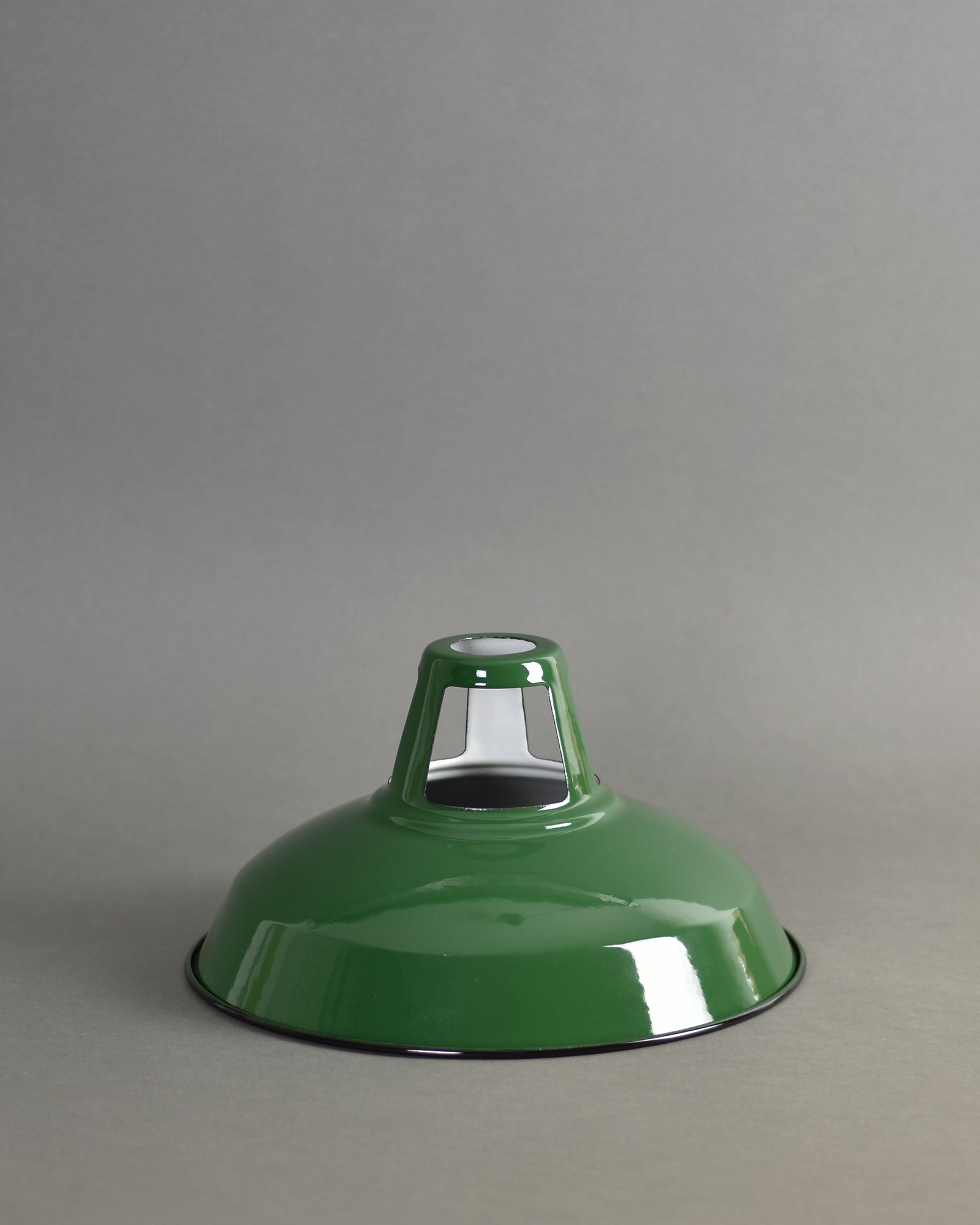 Enamel Shade | Industrial Open Top | Classic Green - Vendimia Lighting Co.