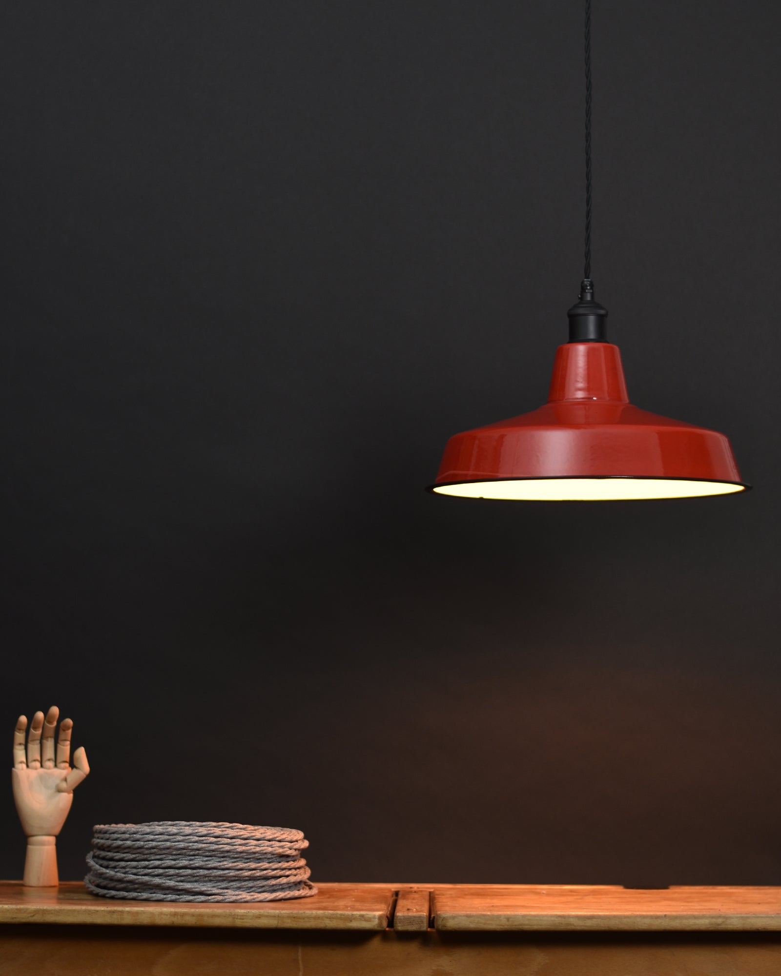 Ceiling Pendant | Industrial | Bright Red - Vendimia Lighting Co.