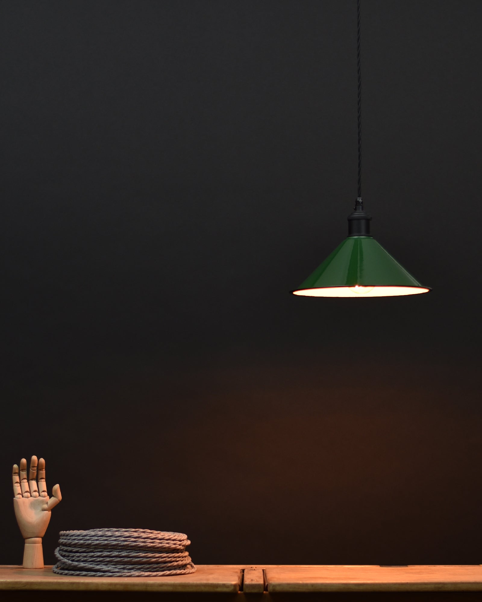 Ceiling Pendant | Coolie | Classic Green - Vendimia Lighting Co.