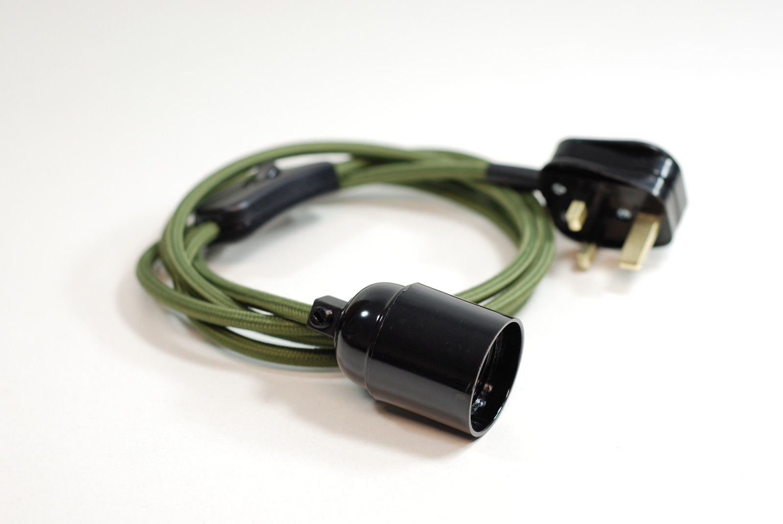 Plug-in Pendant | Round Fabric Cable | Treetop Green - Vendimia Lighting Co.