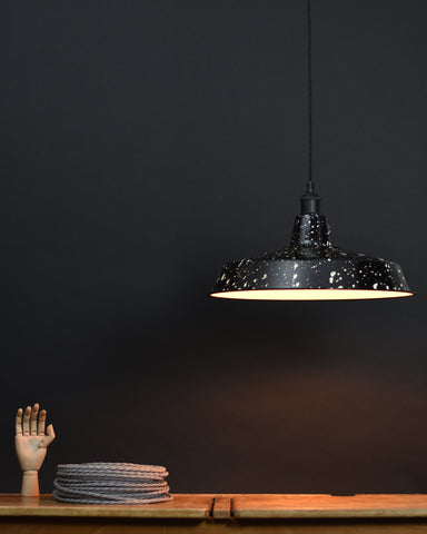 Ceiling Pendant | XL Industrial | Black & White - Vendimia Lighting Co.